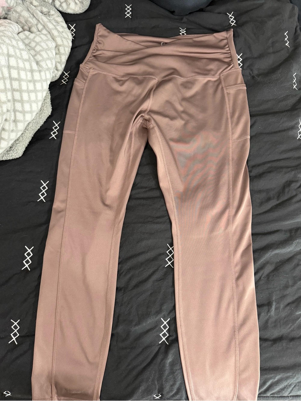 Women's High-Waist Performance Leggings in Mauve